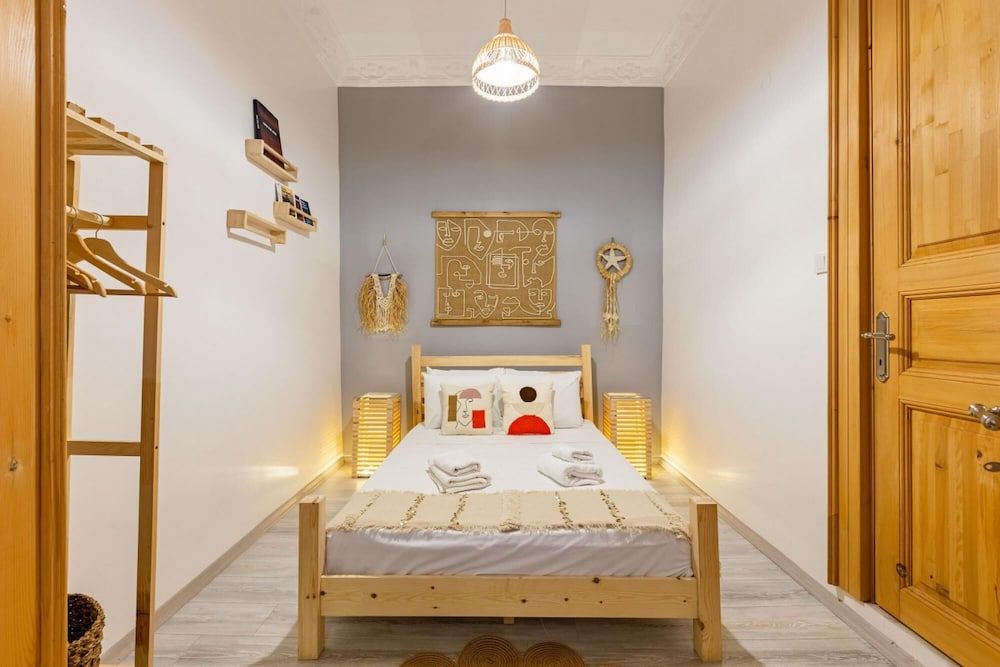 undefined Exceptional Flat Near Metro and Galata 7