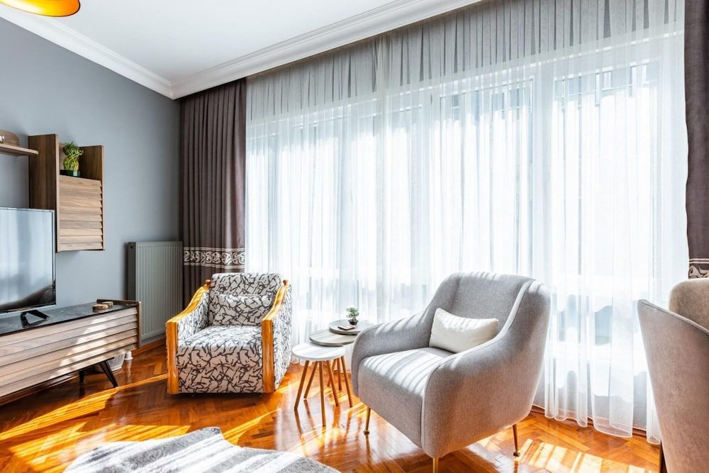 undefined Stylish Flat Near Popular Attractions in Moda 7