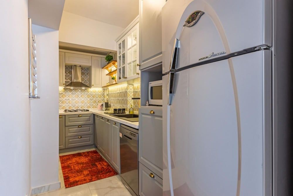 undefined Stylish Flat Near Popular Attractions in Moda 9