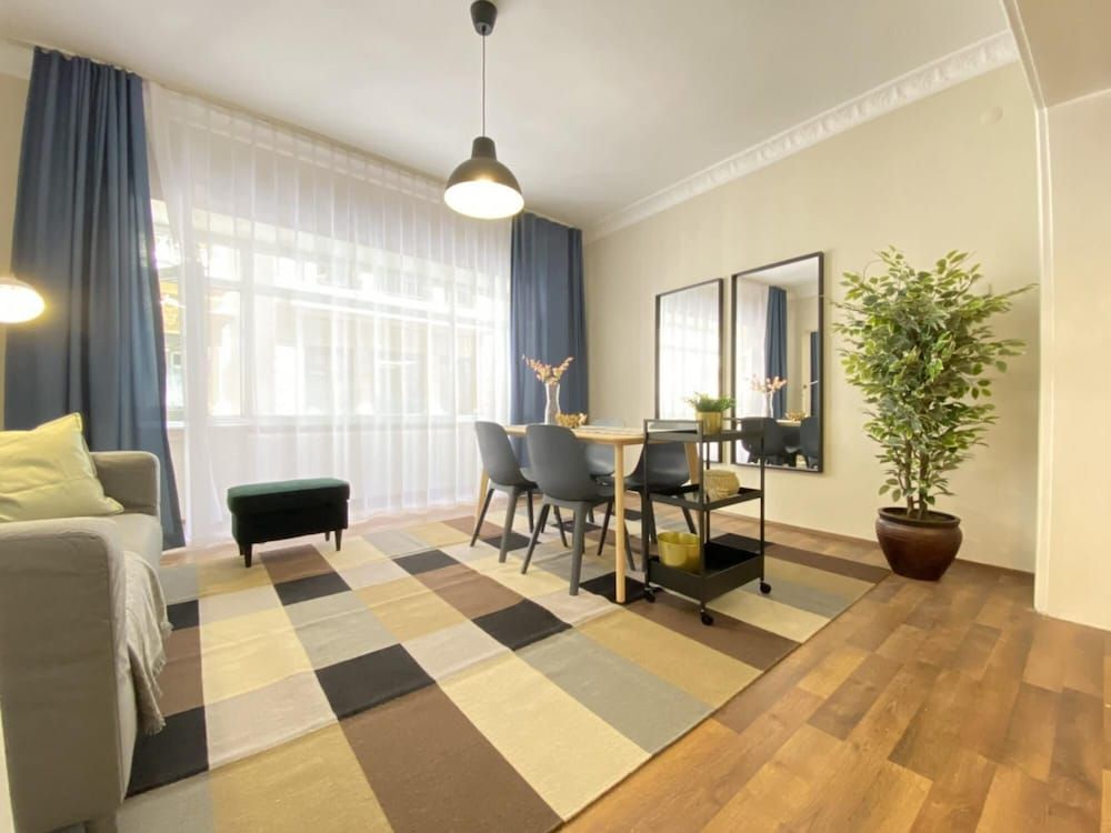 undefined Missafir Flat Near Popular Attractions in Beyoglu 8