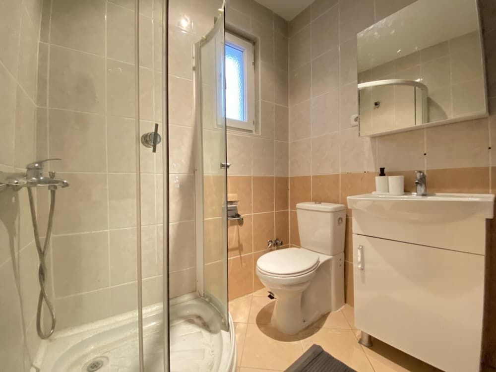 Missafir Flat Near Popular Attractions in Beyoglu Apartment 13