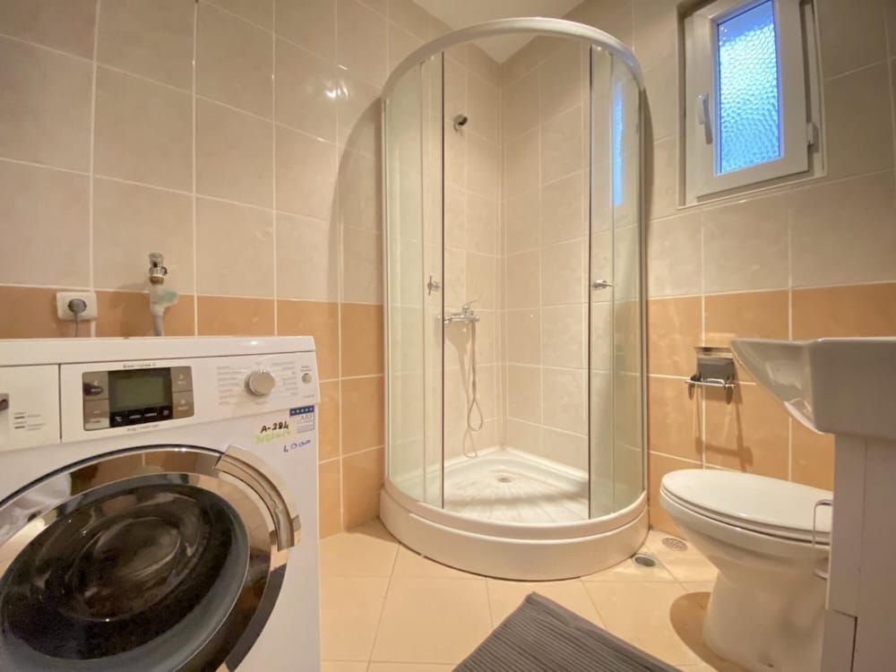 Missafir Flat Near Popular Attractions in Beyoglu Apartment 14