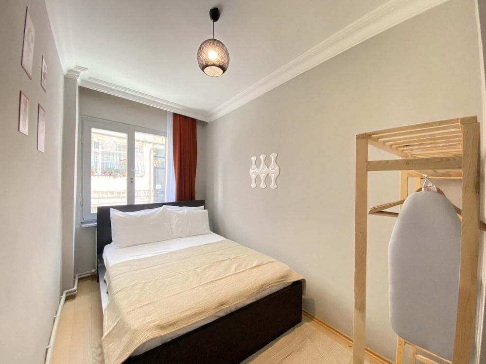 undefined Charming Flat With Balcony in Sinanpasa Besiktas 2