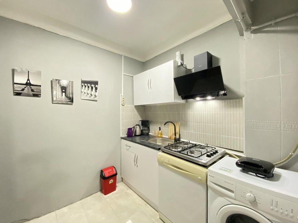 undefined Charming Flat With Balcony in Sinanpasa Besiktas 10