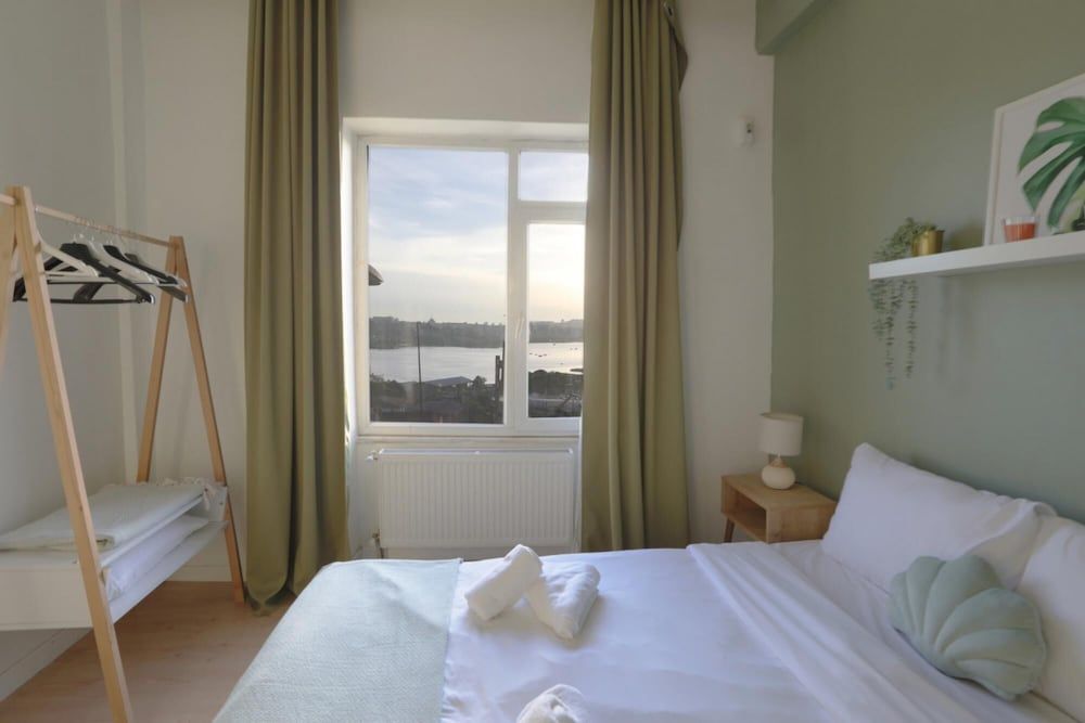 undefined Central Flat w Sea View and Near Galata Tower 3