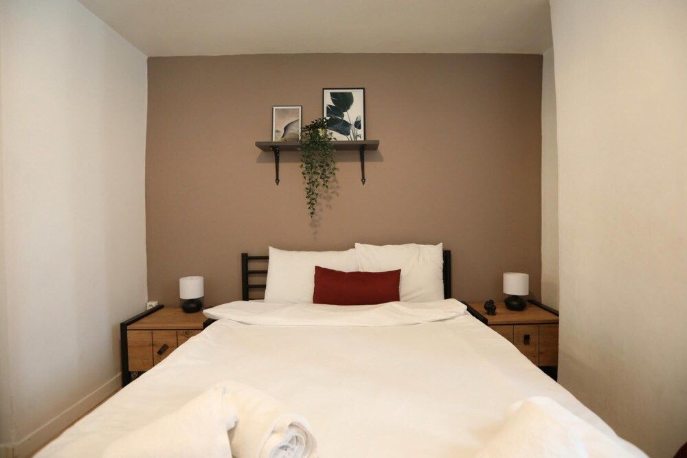 undefined Central Flat w Sea View and Near Galata Tower 9