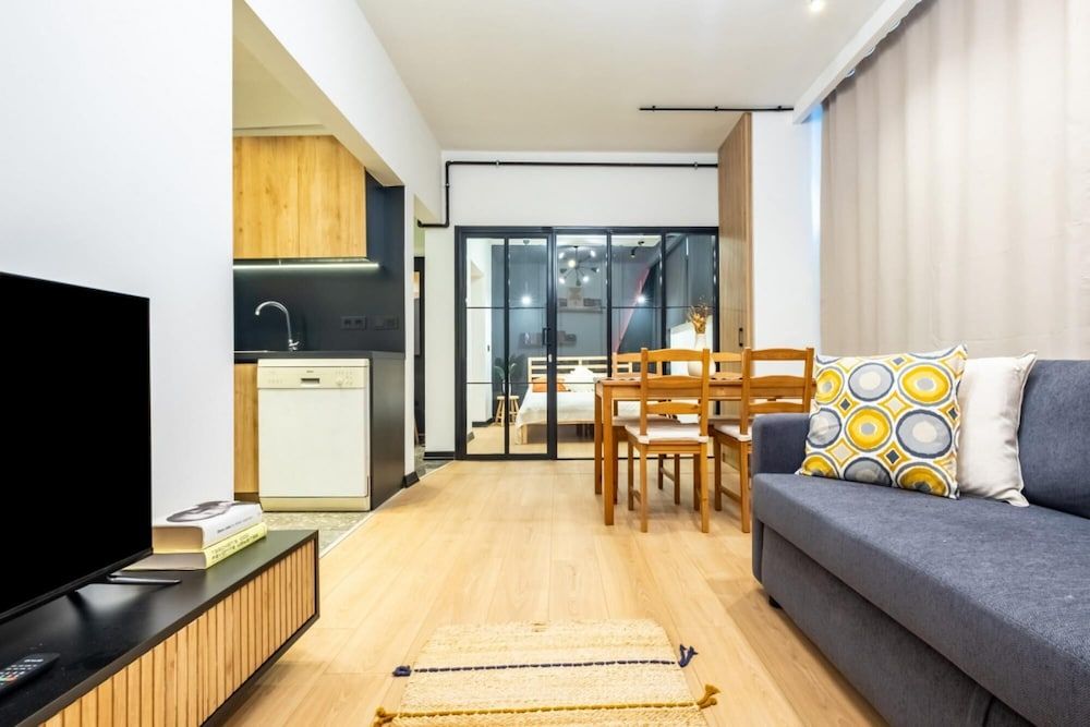 undefined Comfortable and Central Flat in Kadikoy 5