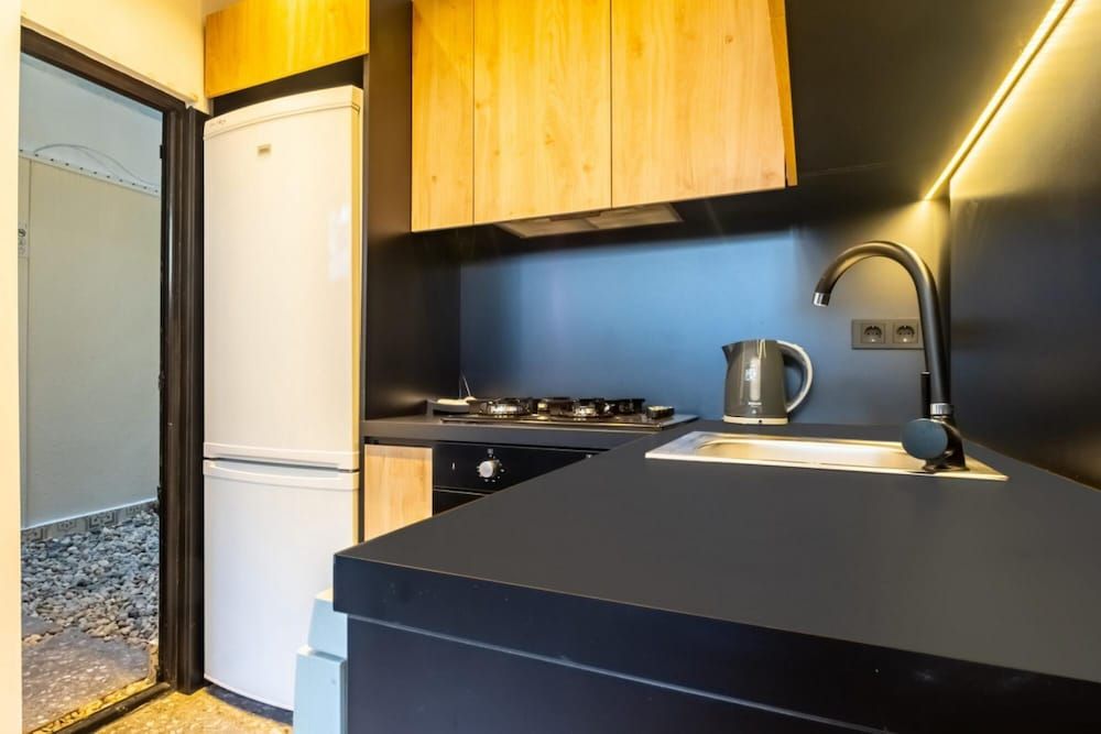 undefined Comfortable and Central Flat in Kadikoy 9