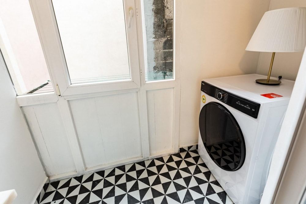 undefined Missafir Superb Flat in the Heart of Cihangir 10