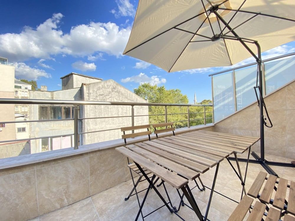 undefined Stylish Duplex With Terrace 650 m to Galata Tower 8