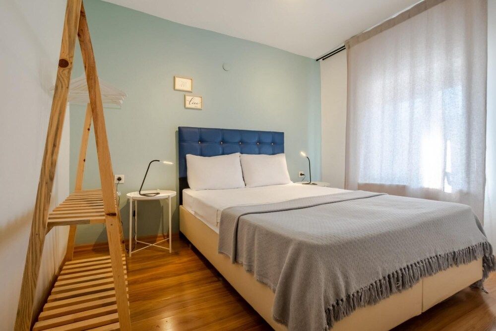 undefined Colorful Flat 5 Min to Taksim Square in Beyoglu 3