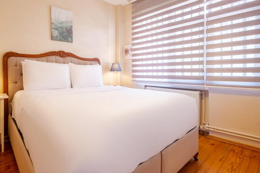 undefined Central Flat With Balcony 700 m to Taksim Square 2