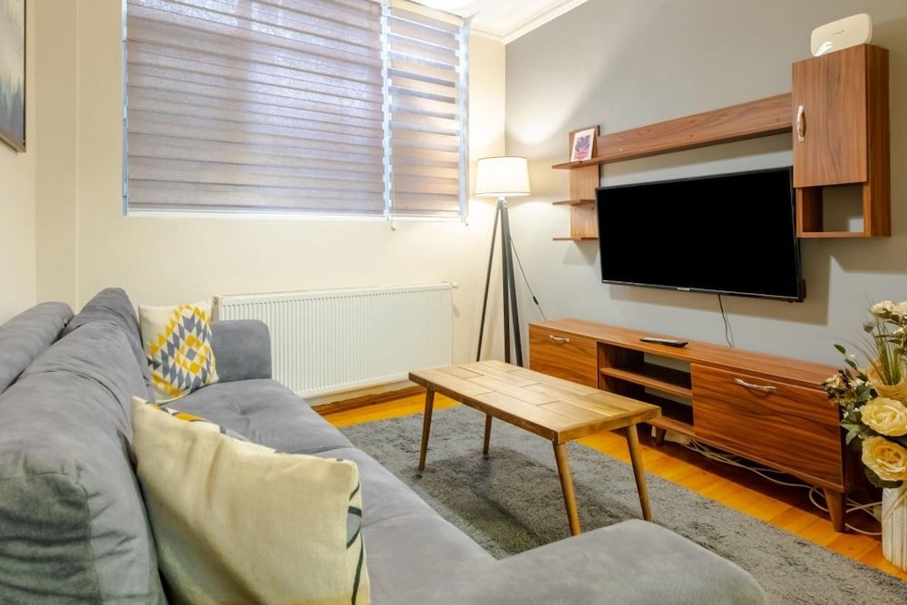 undefined Central Flat With Balcony 700 m to Taksim Square 3