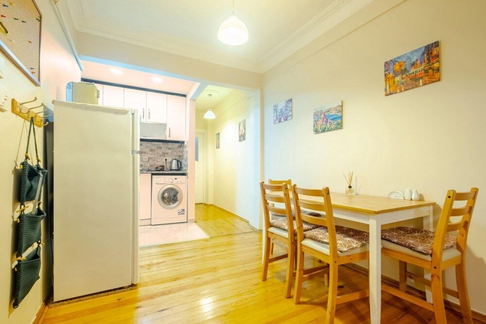 undefined Central Flat With Balcony 700 m to Taksim Square 8