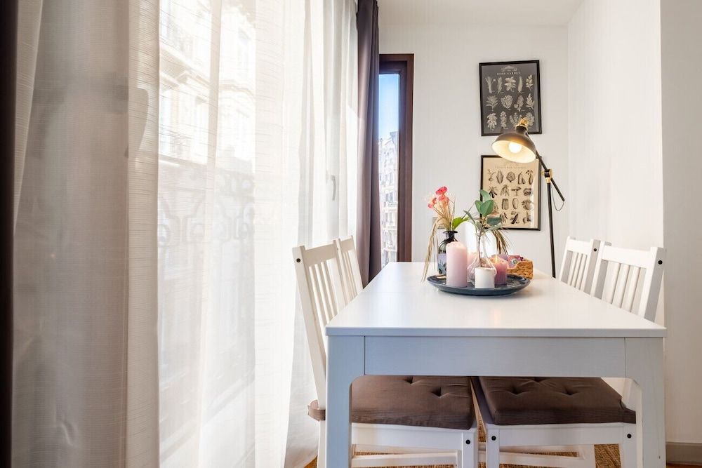 Missafir Exquisite and Central Flat in Nisantasi Apartment 12