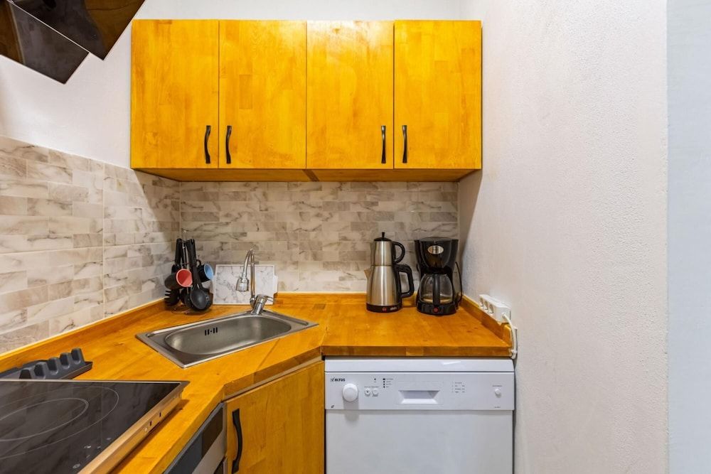 Missafir Distinguished Flat With Backyard in Sisli Apartment 14