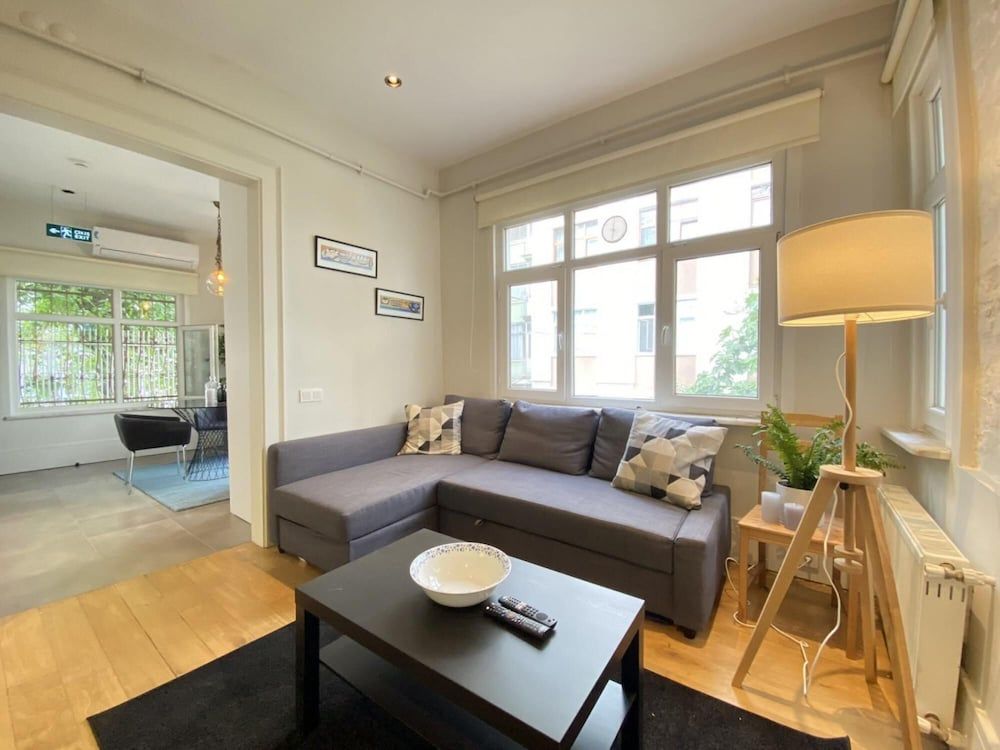 undefined Missafir Dreamy and Central Flat in Beyoglu 2