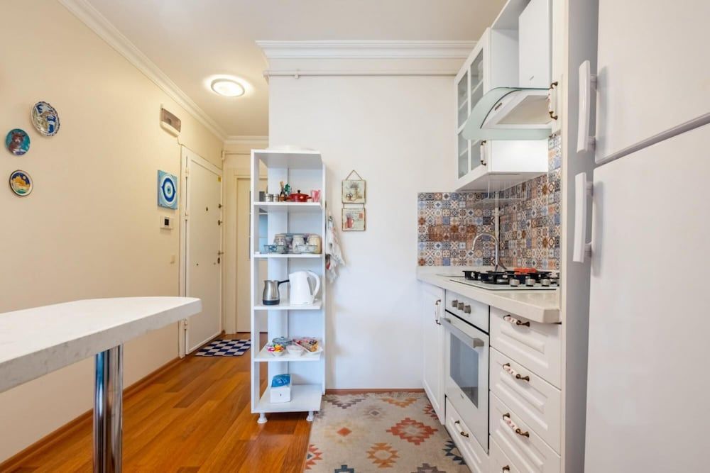 undefined Pleasant Flat With Central Location in Sisli 8