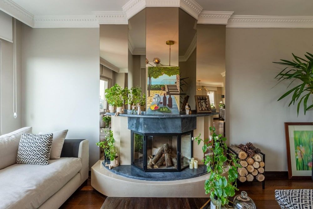 undefined House With Balcony and City View in Besiktas