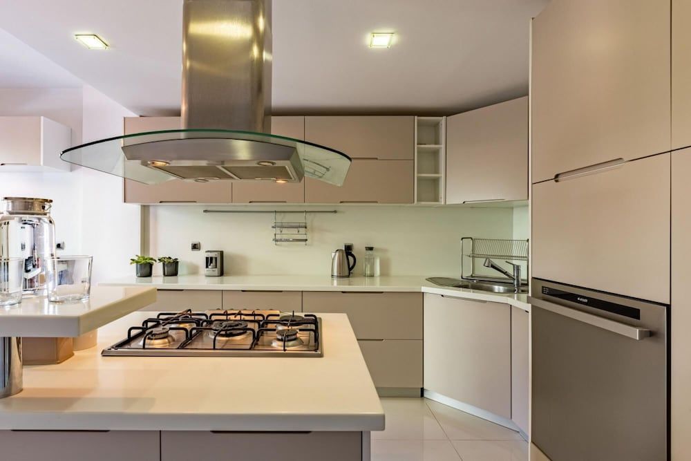 undefined House With Balcony and City View in Besiktas 3