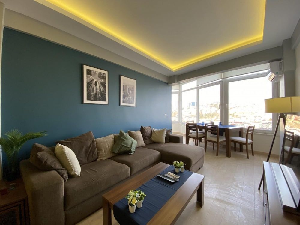 undefined Missafir Charming Flat With Bosphorus View 2