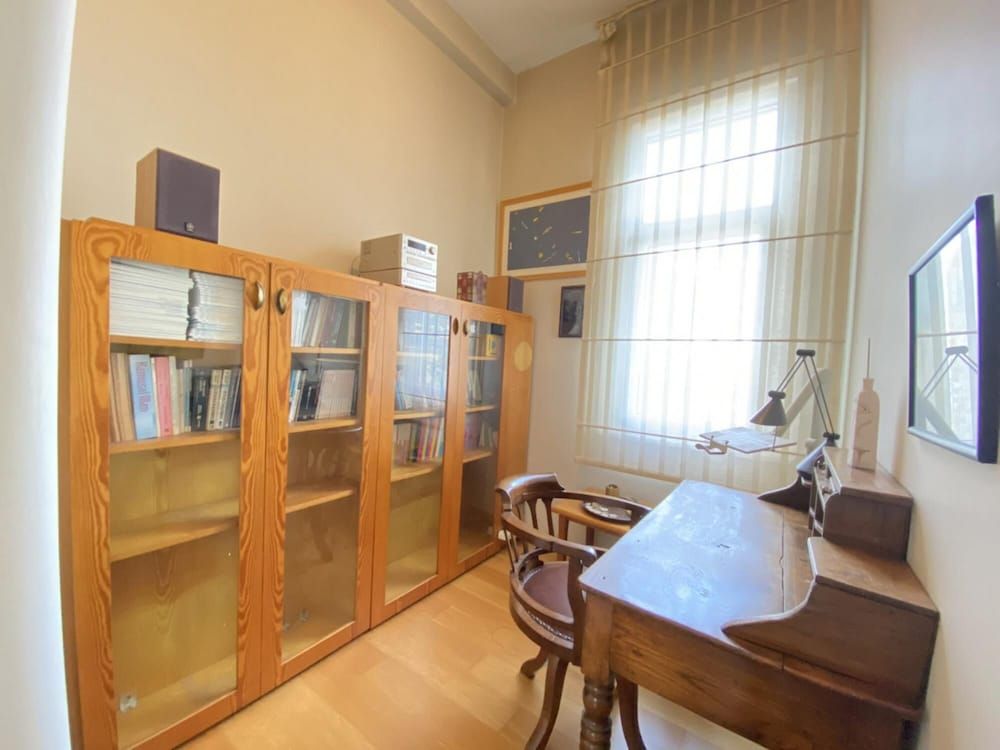 Flat With Balcony and Bosphorus View in Beyoglu Apartment 15