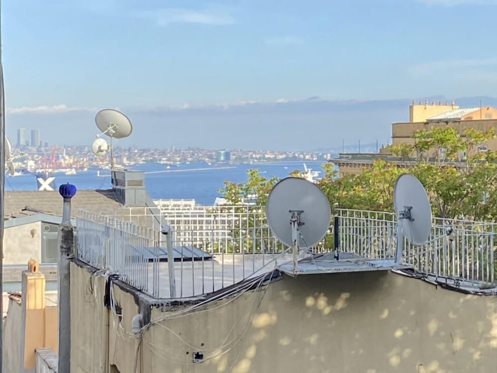 Flat With Balcony and Bosphorus View in Beyoglu Apartment 19