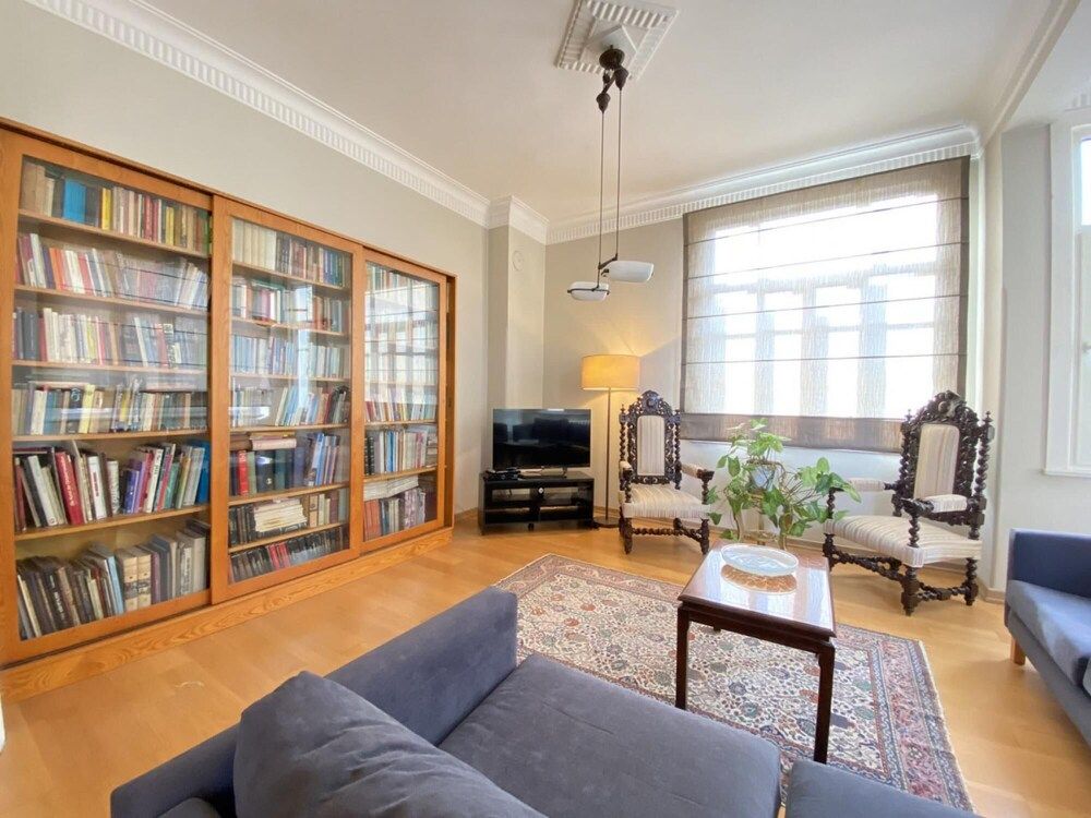undefined Flat With Balcony and Bosphorus View in Beyoglu 7