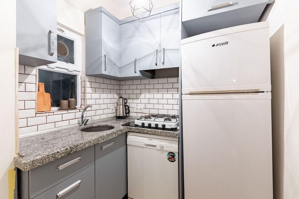 undefined Modern Flat 5-min Walk to Taksim Square in Beyoglu 2