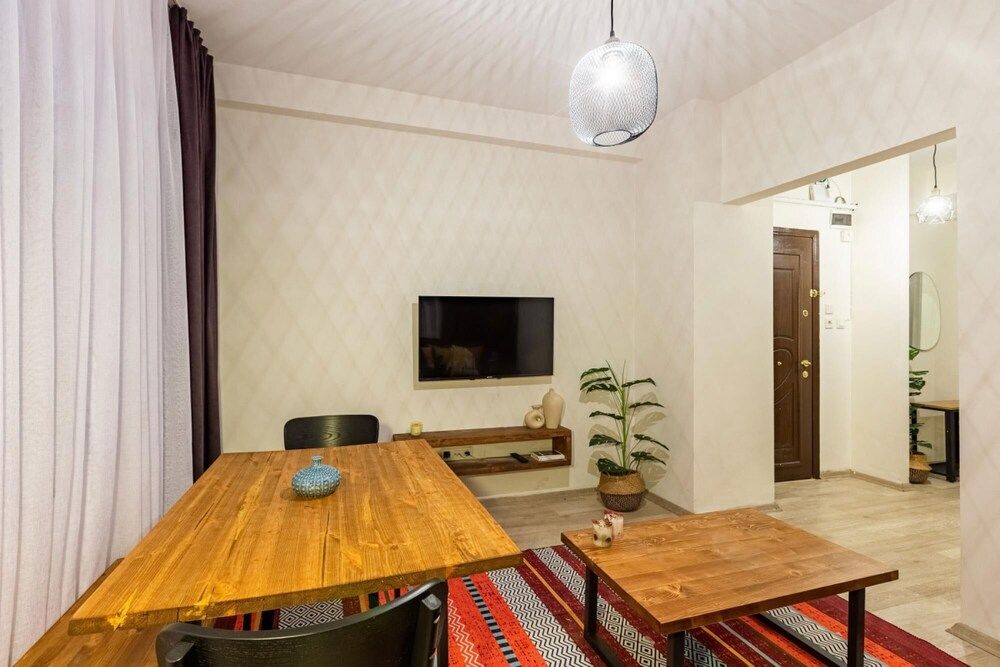 undefined Modern Flat 5-min Walk to Taksim Square in Beyoglu 7