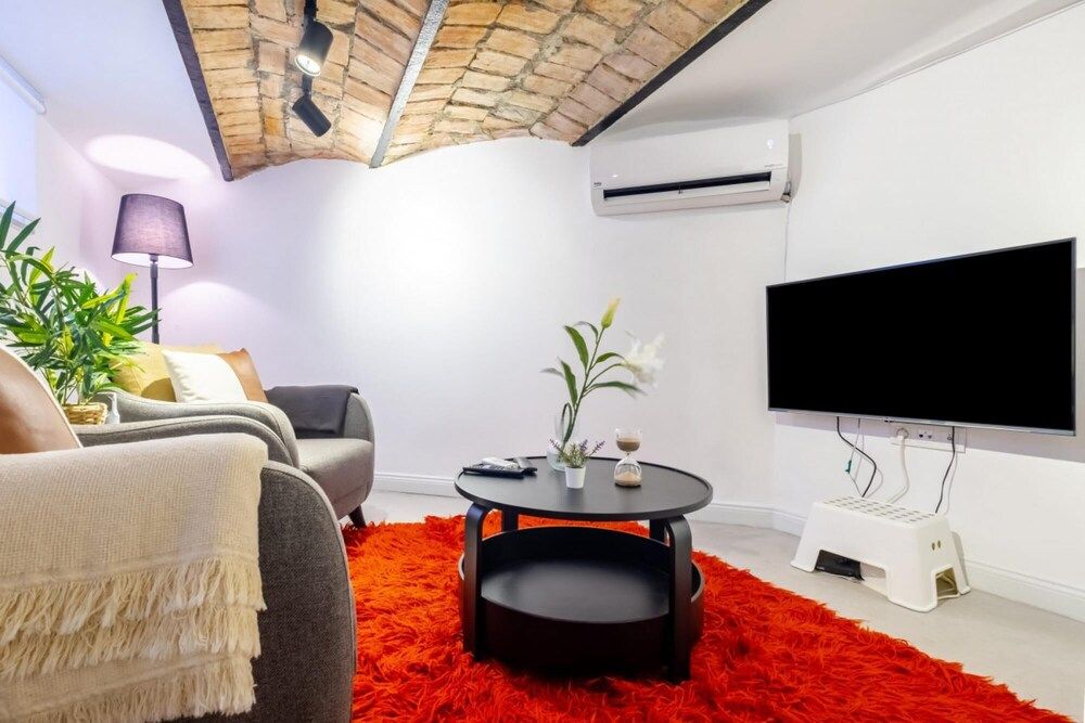 undefined Vibrant Flat 5 Minutes Walk to Istiklal in Beyoglu 4