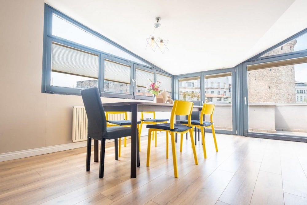 undefined Exceptional Flat With Galata Tower View in Beyoglu 3