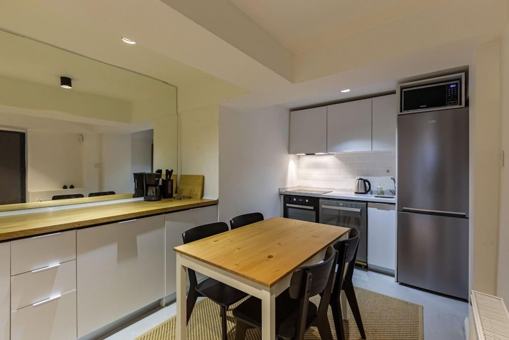 Flat 5 Min to Taksim With Backyard in Cihangir Apartment 4