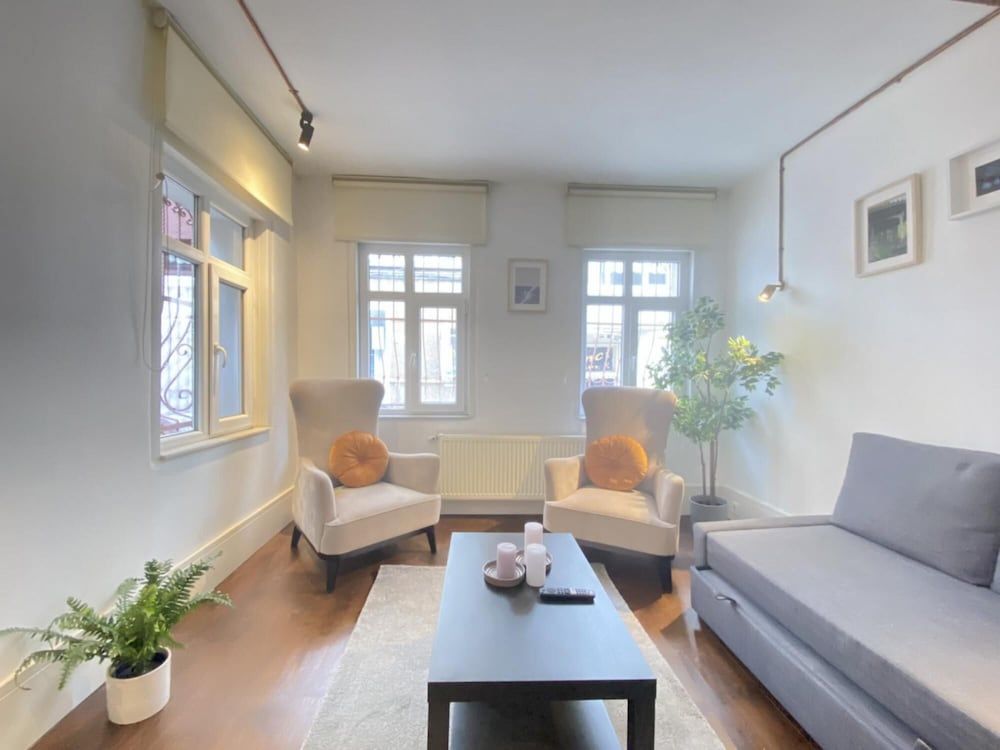 undefined Missafir Spectacular and Central Flat in Beyoglu 3
