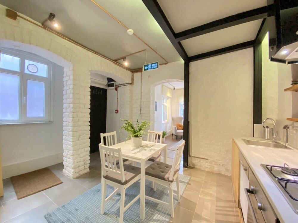 undefined Missafir Spectacular and Central Flat in Beyoglu 10