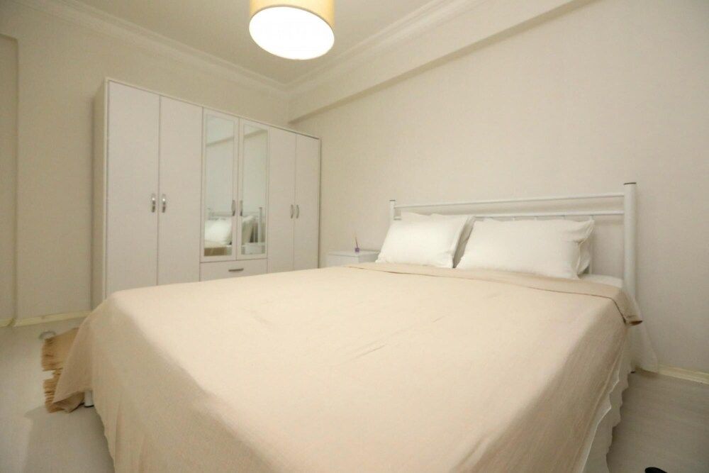 undefined Modern Cozy Flat With Central Location in Sisli 3