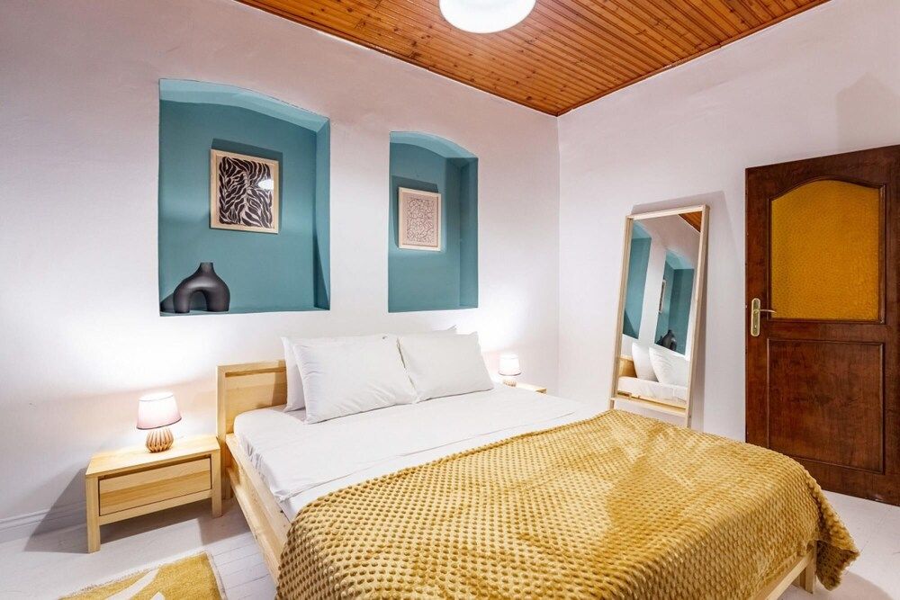undefined Central Flat Near Taksim Square in Sisli 8