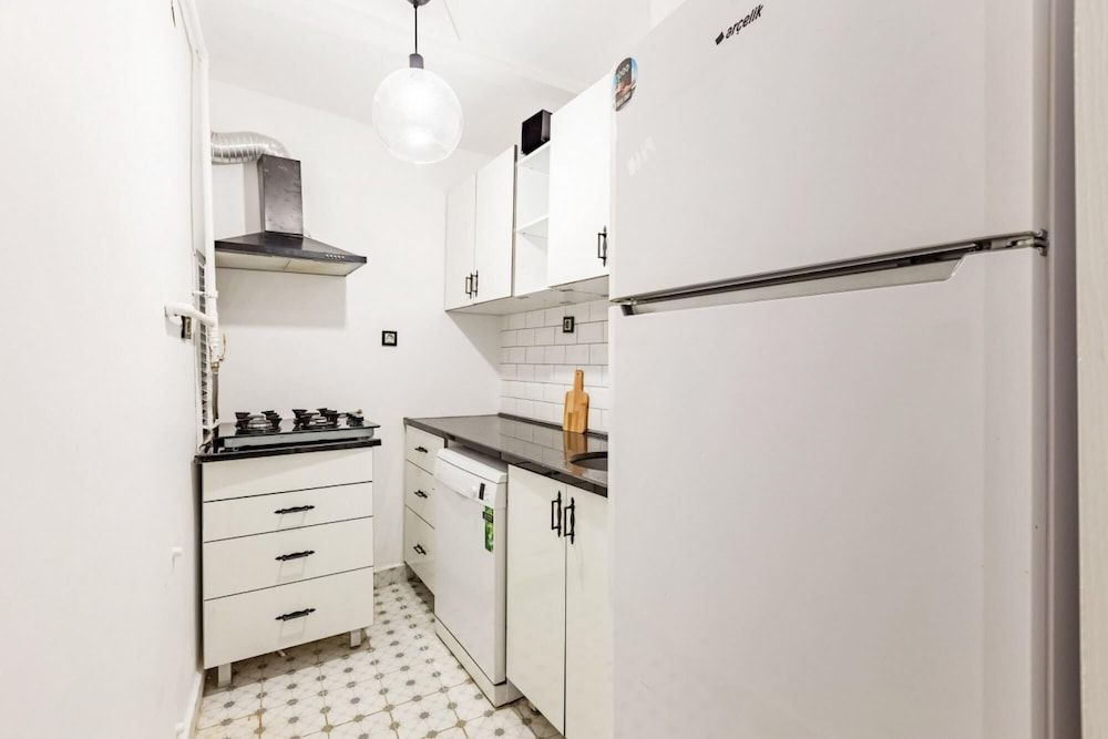 undefined Central Flat Near Taksim Square in Sisli 6