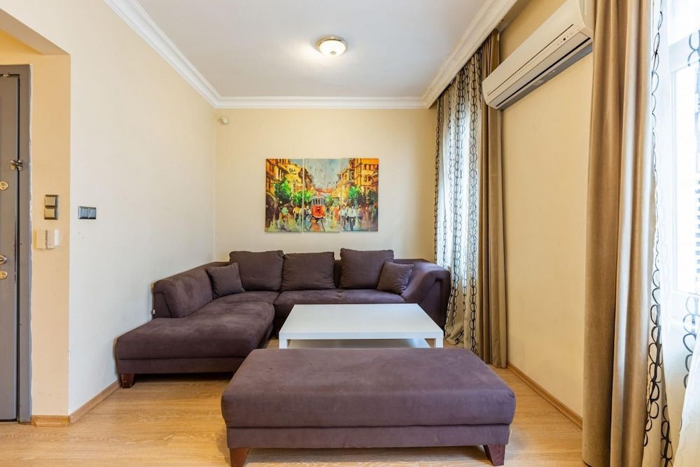 undefined Central Flat 10-min Walk to Taksim Square in Sisli