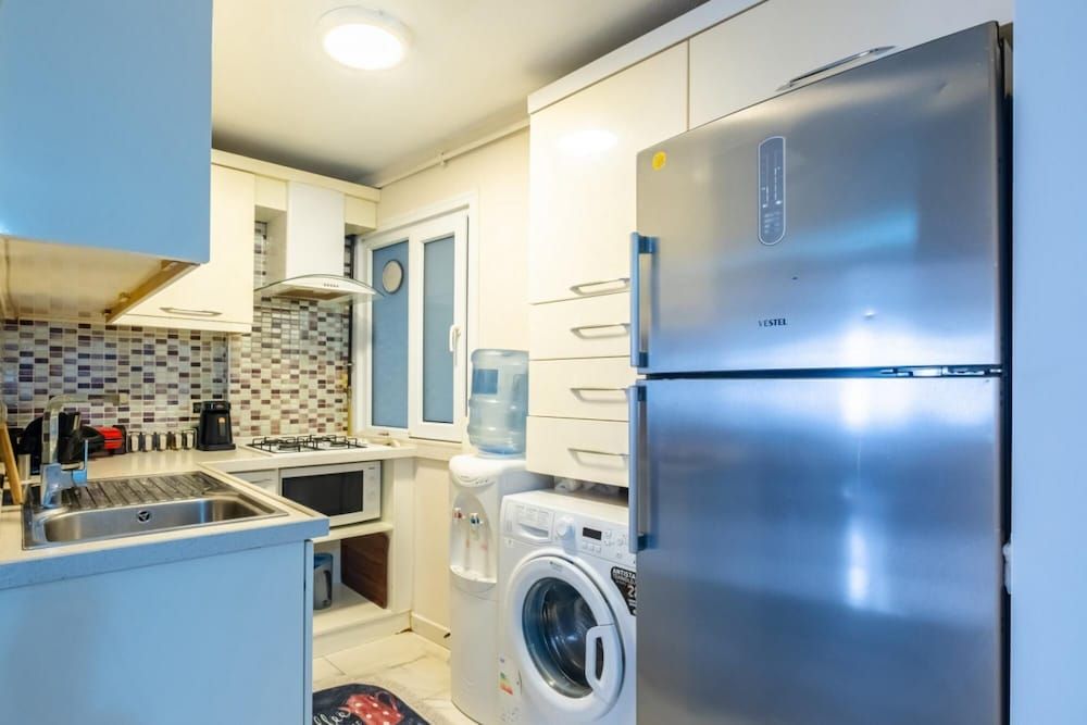 undefined Eclectic Apartment Near Popular Attractions in Beyoglu 10