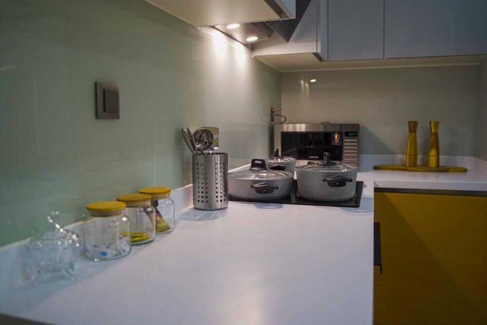 undefined Exclusive Spacious 2 1 Apartment 2 Bathrooms - Core Living 9