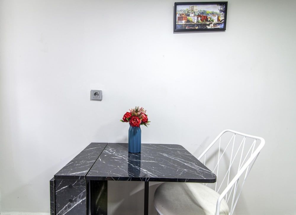 undefined Modern Flat in the Heart of Beyoglu 7