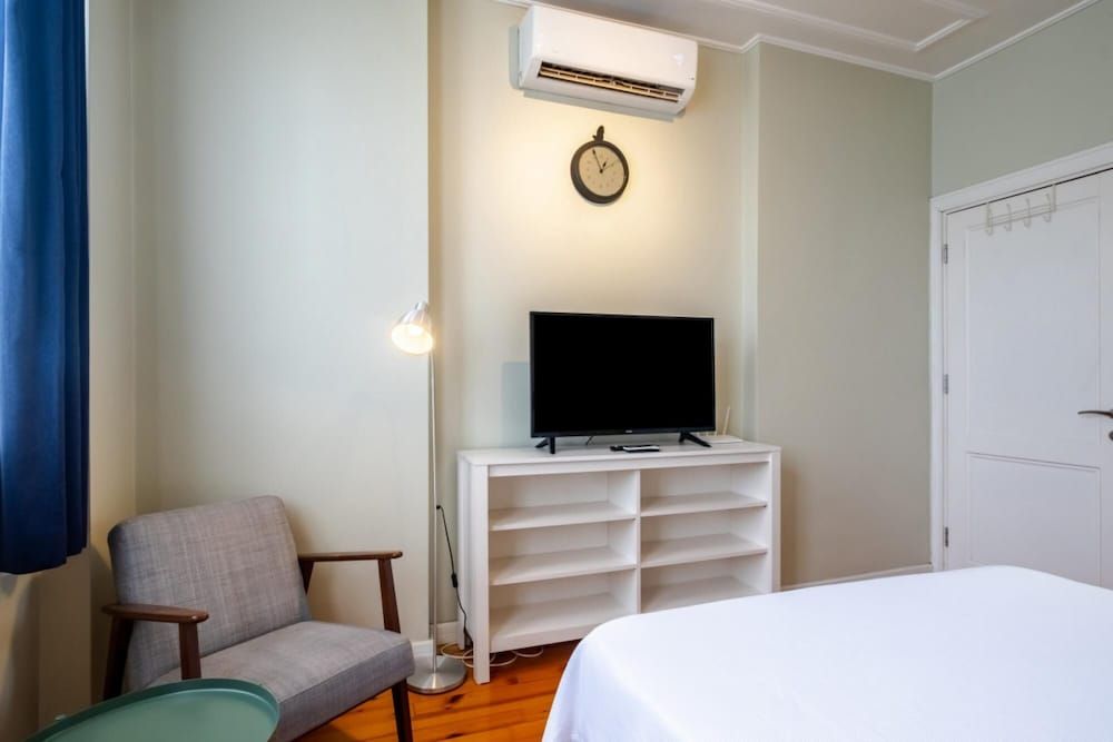 undefined Superb Flat With Excellent Location in Sisli 4