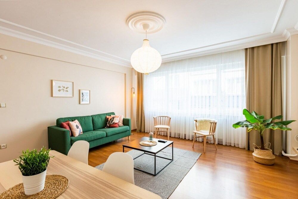 undefined Colorful Flat Near Popular Attractions in Sisli 5