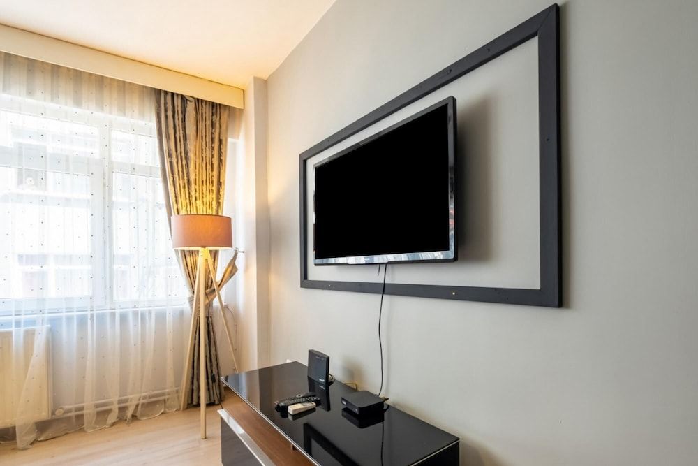 undefined Amazing Flat With Excellent Location in Besiktas 3