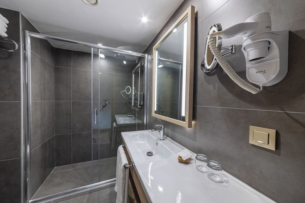 Csk The Halich Port Istanbul Standard Room 11