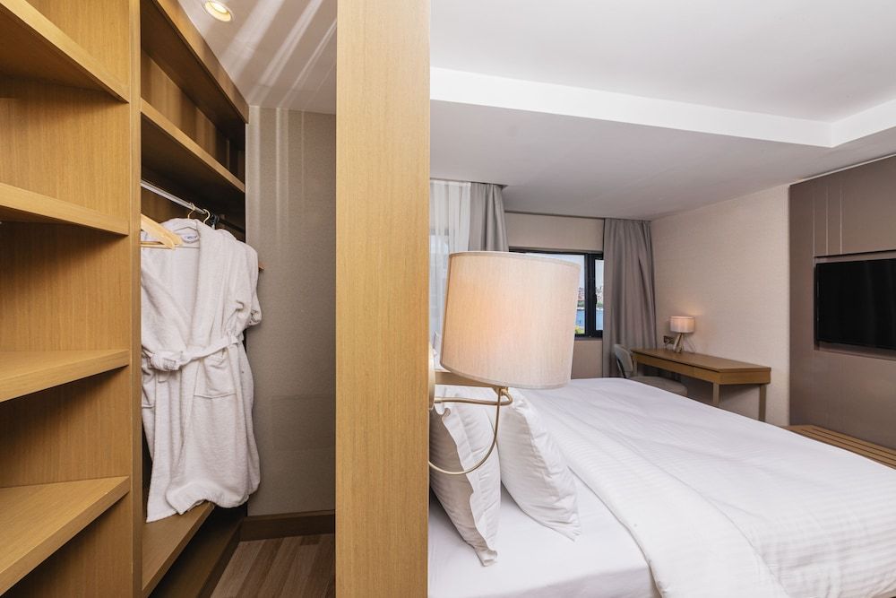 undefined Csk The Halich Port Istanbul 7