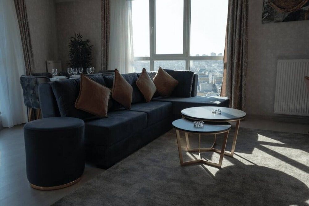 undefined Stylish 2-bedroom Apartment Near Mall of Istanbul 6