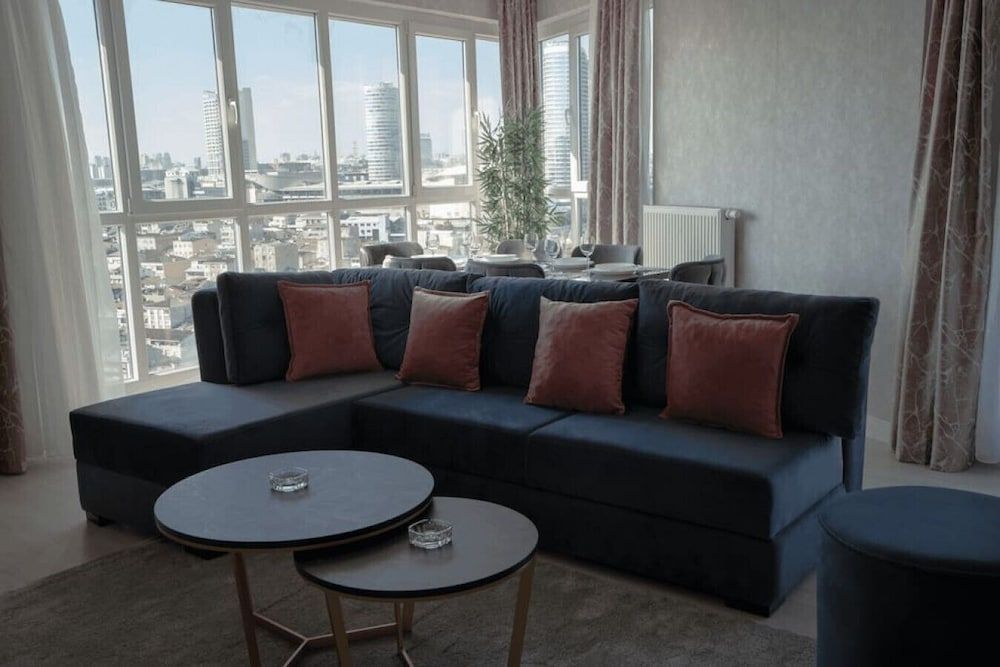 undefined Stylish 2-bedroom Apartment Near Mall of Istanbul 7