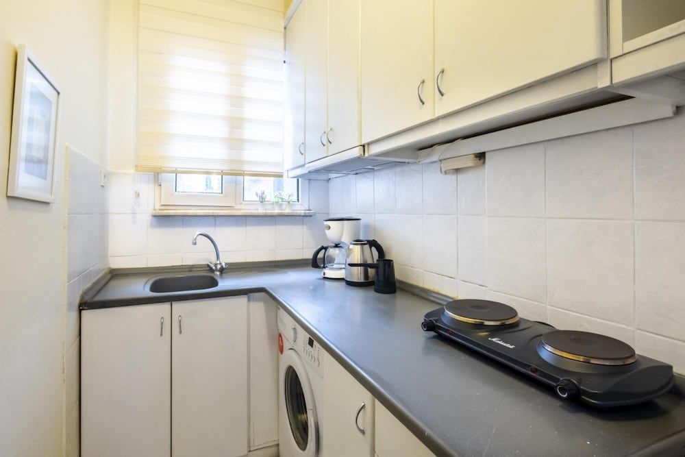 undefined Lovely Flat 6 Min to Taksim Square in Cihangir 4